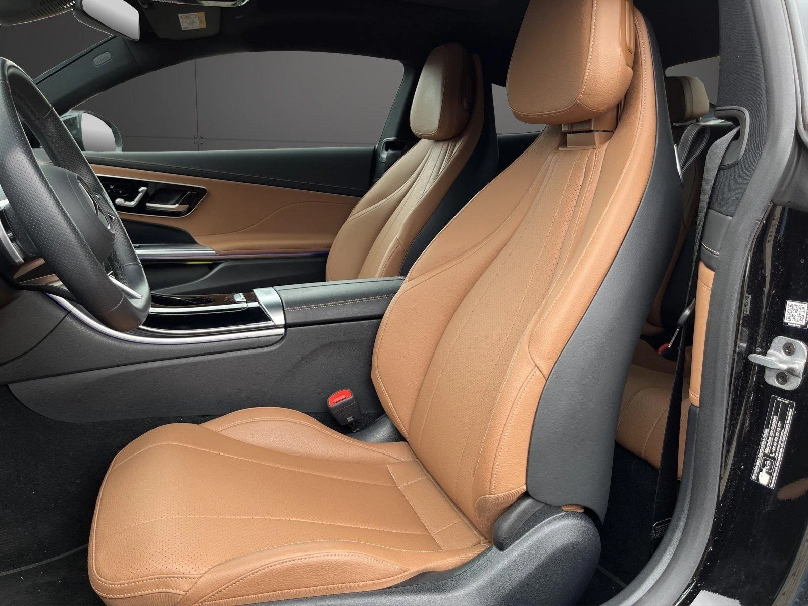 Mercedes-Benz CLE 450/AMG/4MATIC/COUPE/NIGHT/PANO/360/DIGITAL LIGHT/ - изображение 7