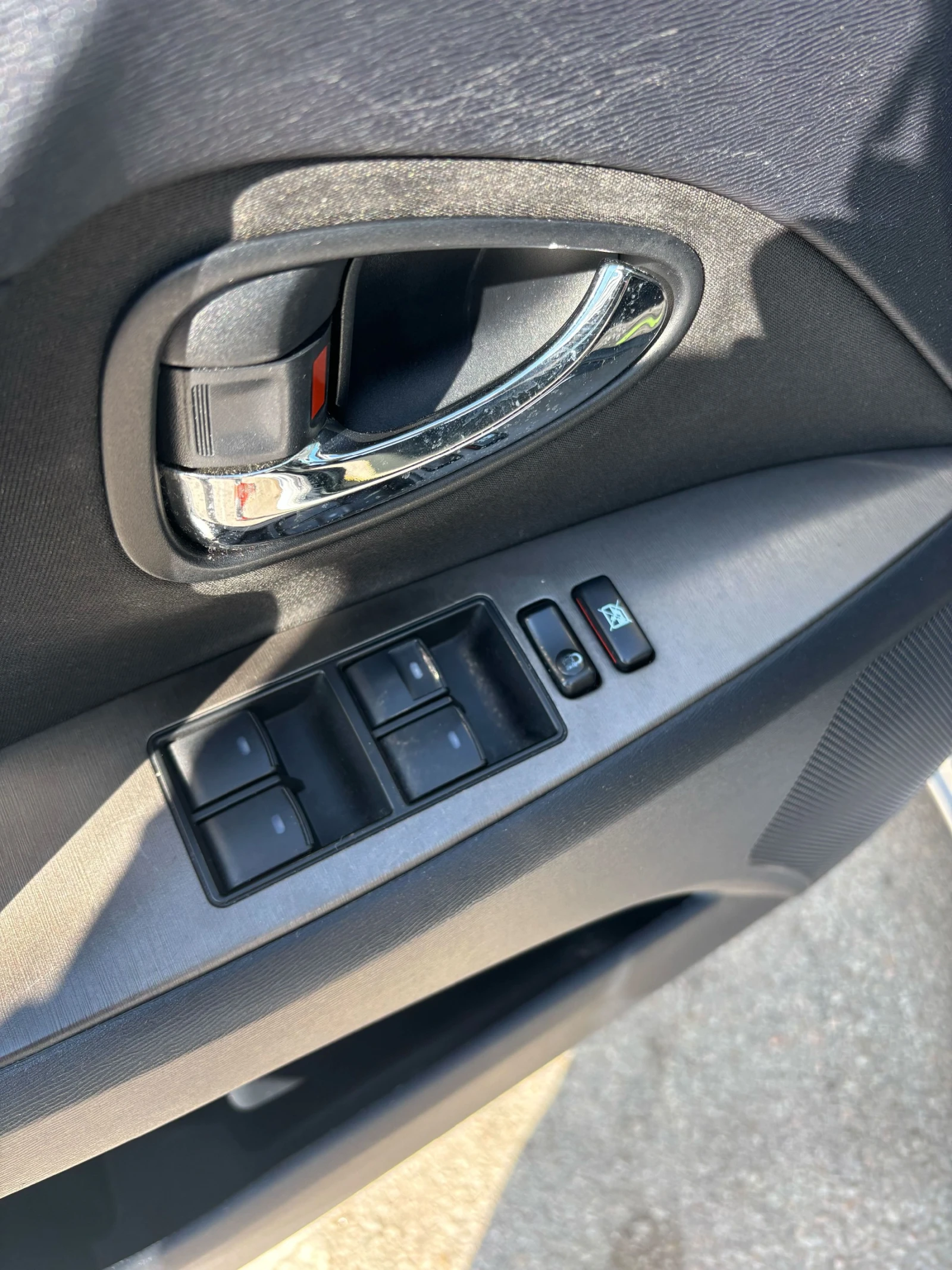 Toyota Avensis T27 2.2 D-CAT Automatic, снимка 6 - Автомобили и джипове - 53738032