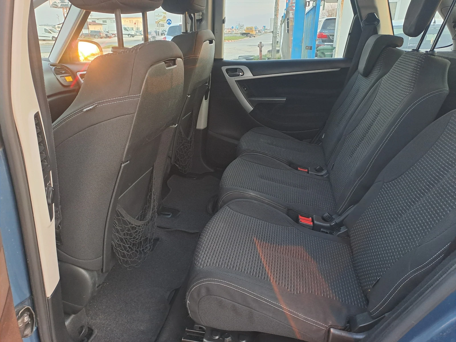 Citroen C4 Picasso 1, 6HDI, 112кс, ЕВРО5В, 6ск, снимка 9 - Автомобили и джипове - 53863715