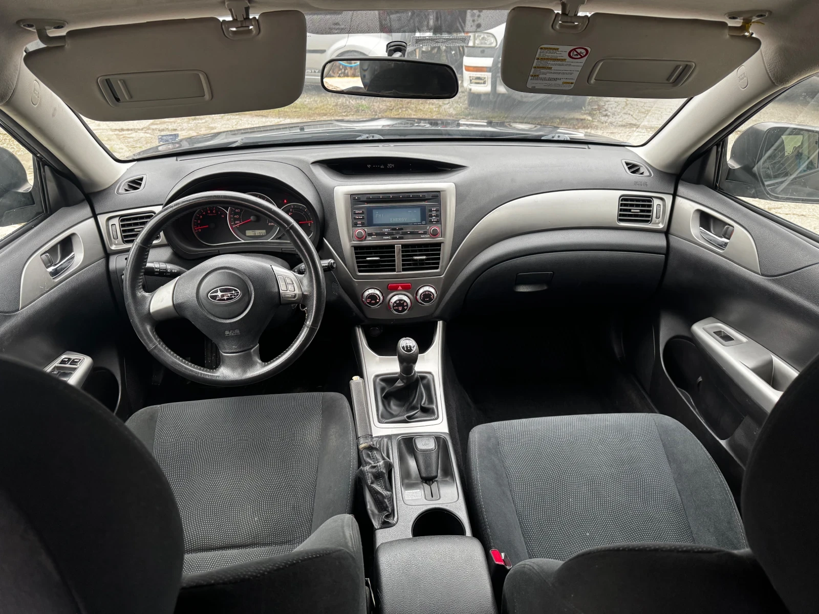 Subaru Impreza 1.5 R 107кс, снимка 7 - Автомобили и джипове - 53902194