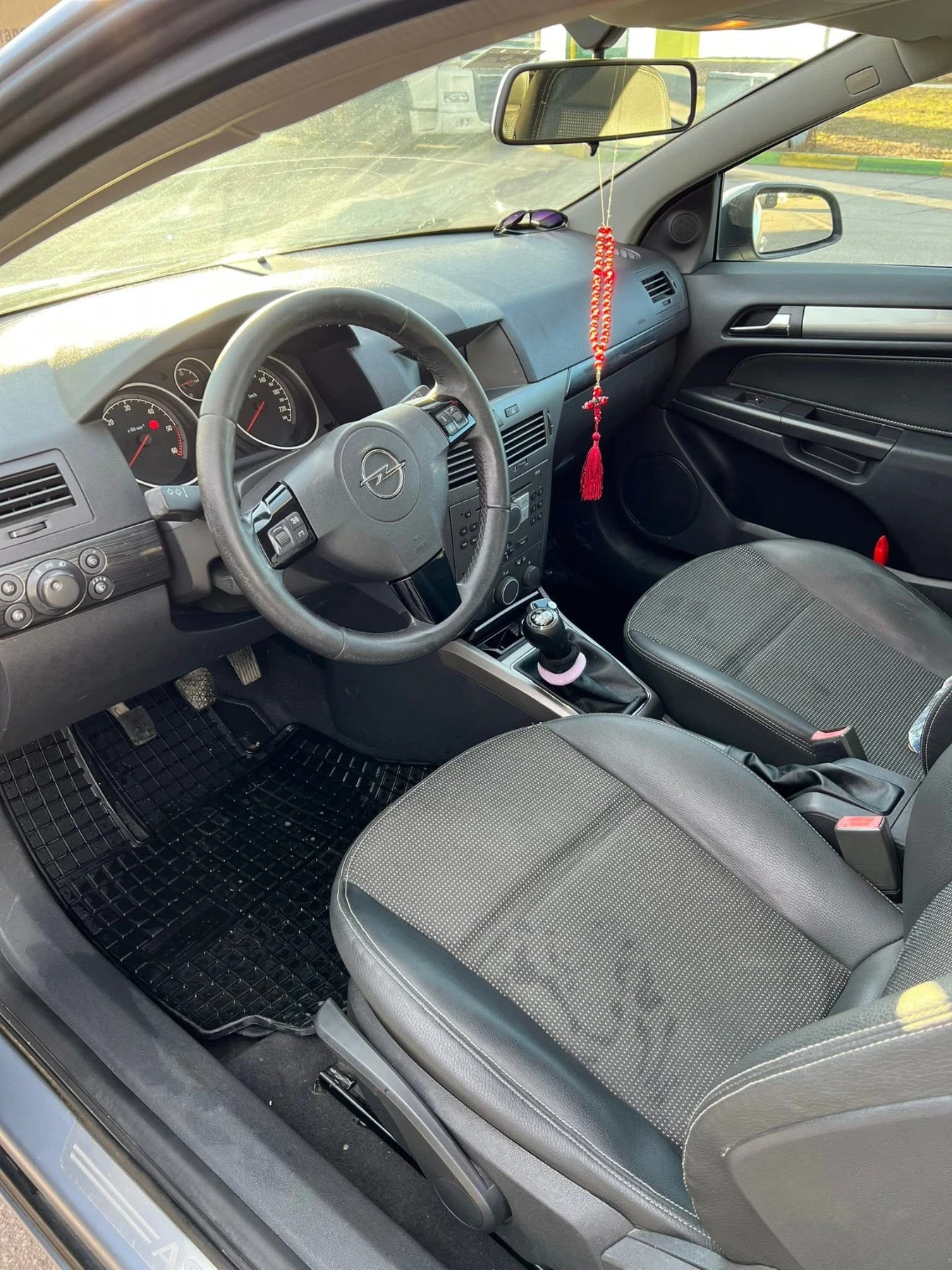 Opel Astra, снимка 7 - Автомобили и джипове - 53936671