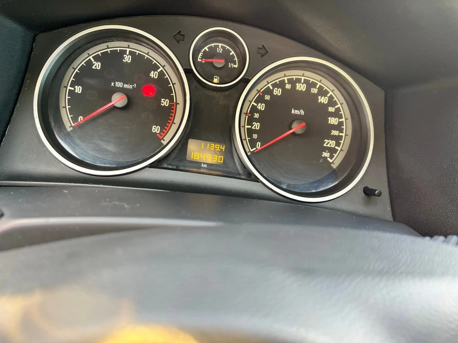 Opel Astra, снимка 8 - Автомобили и джипове - 53936671