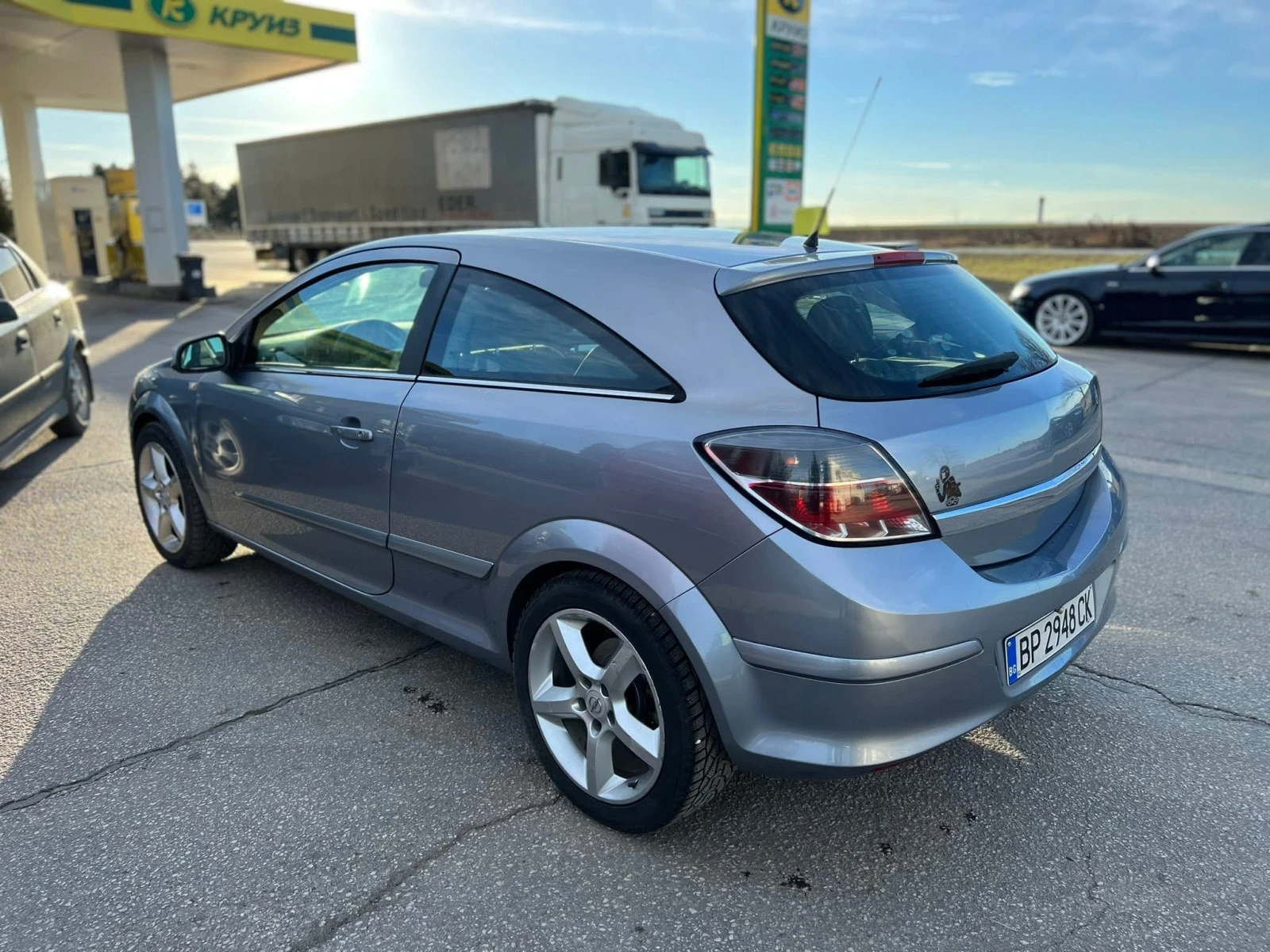Opel Astra, снимка 5 - Автомобили и джипове - 53936671