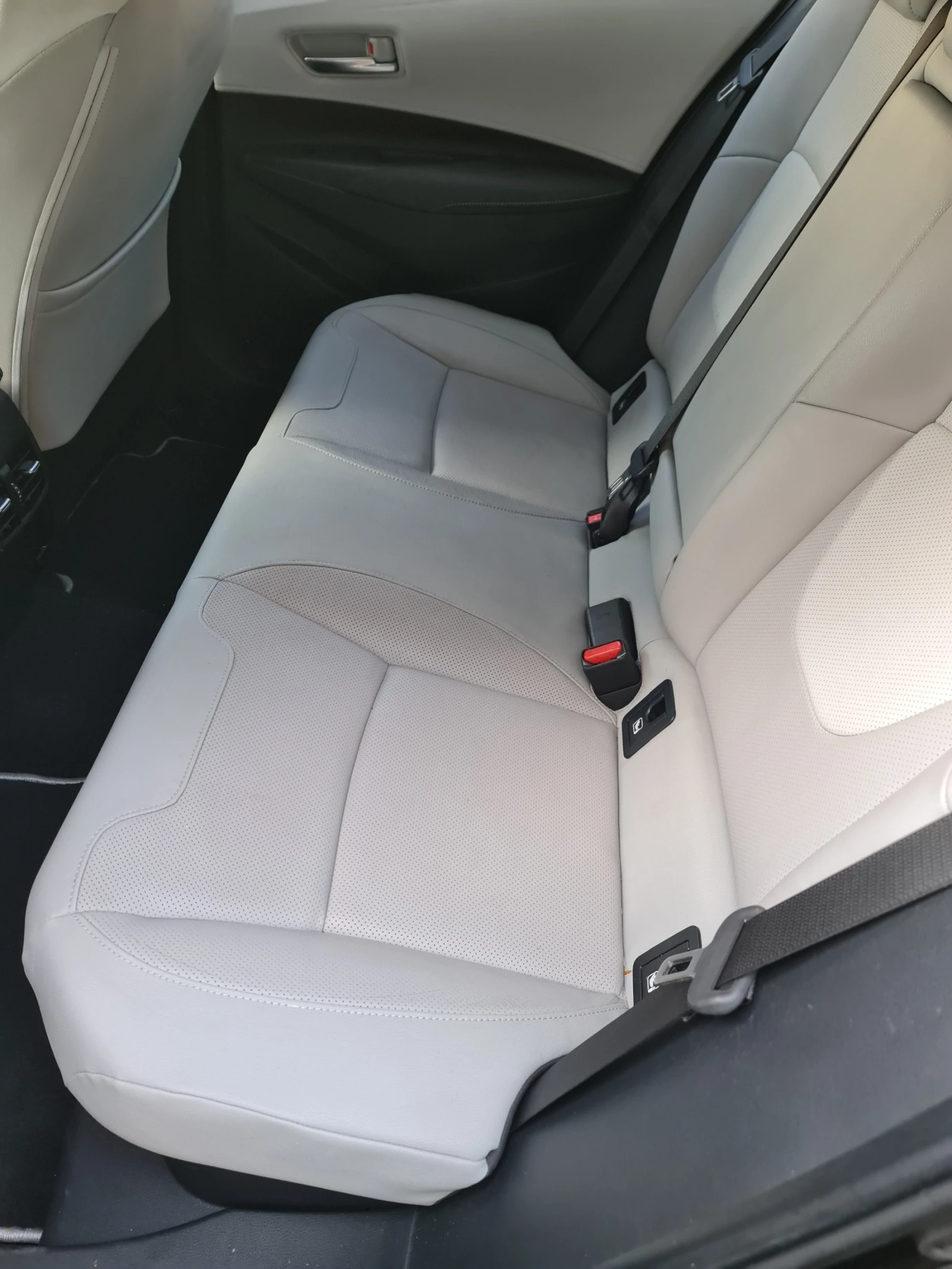 Toyota Corolla Lounge, снимка 14 - Автомобили и джипове - 53947157