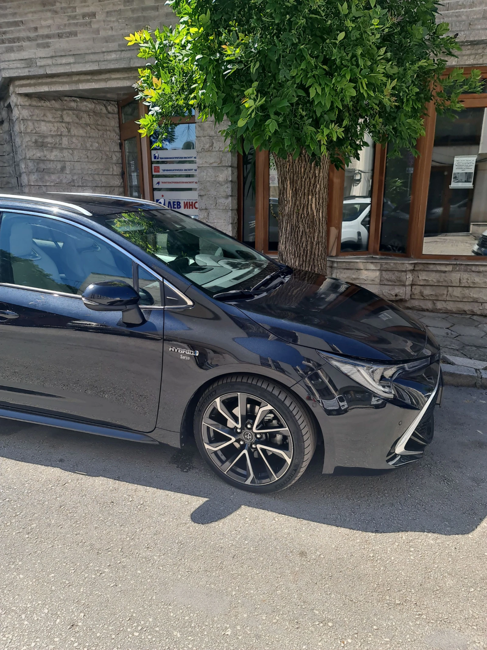 Toyota Corolla Lounge, снимка 16 - Автомобили и джипове - 53947157