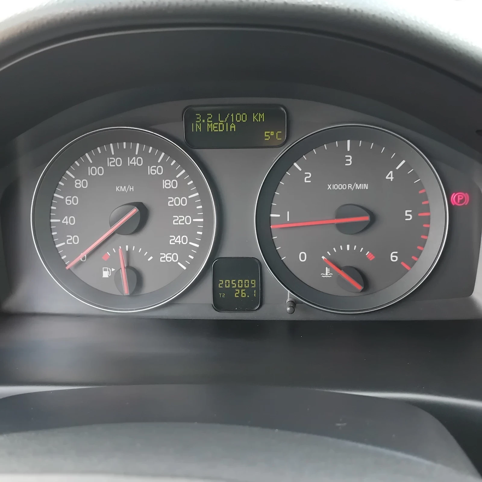 Volvo V50, снимка 11 - Автомобили и джипове - 54383200