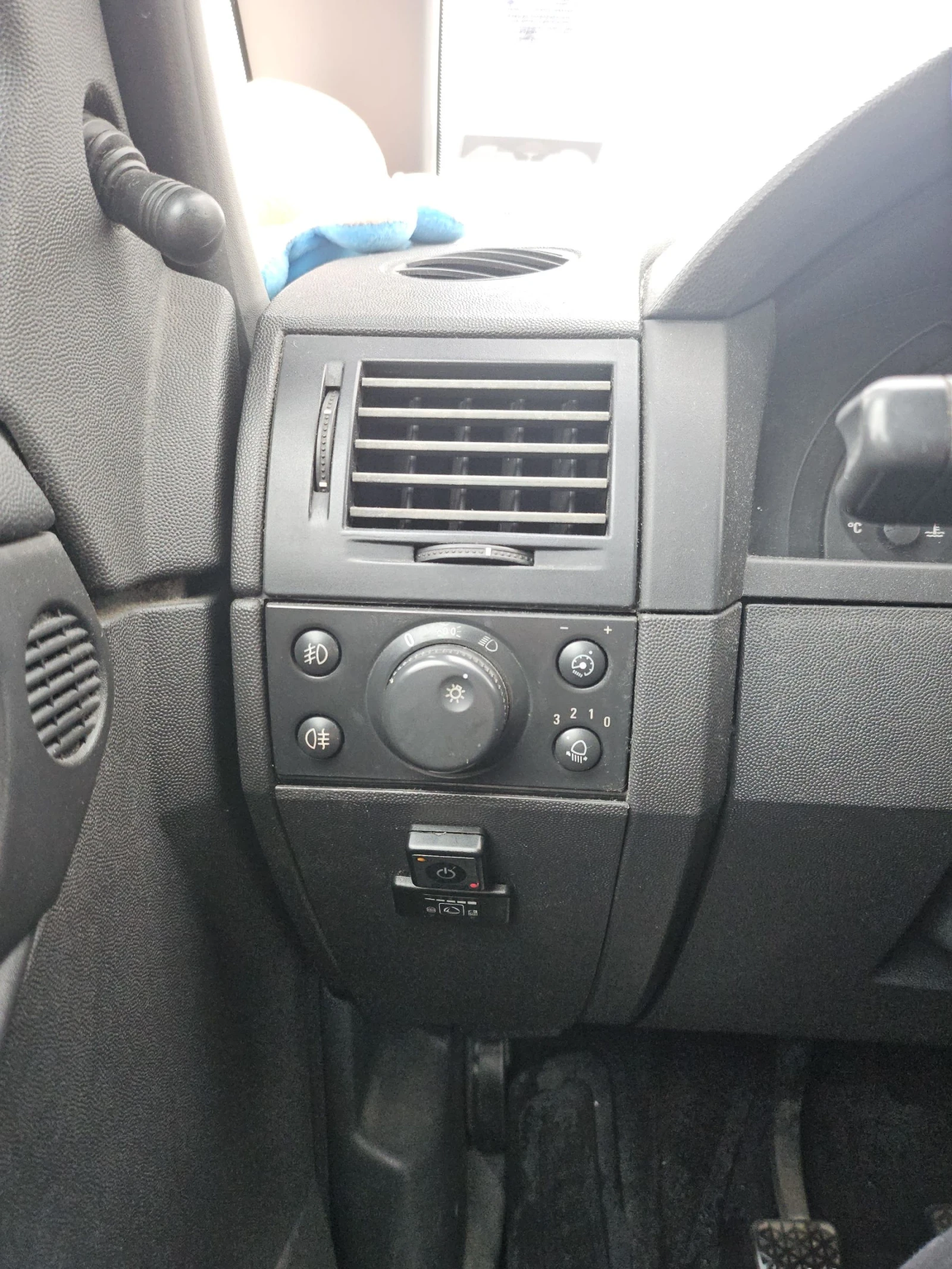 Opel Meriva, снимка 8 - Автомобили и джипове - 54445612