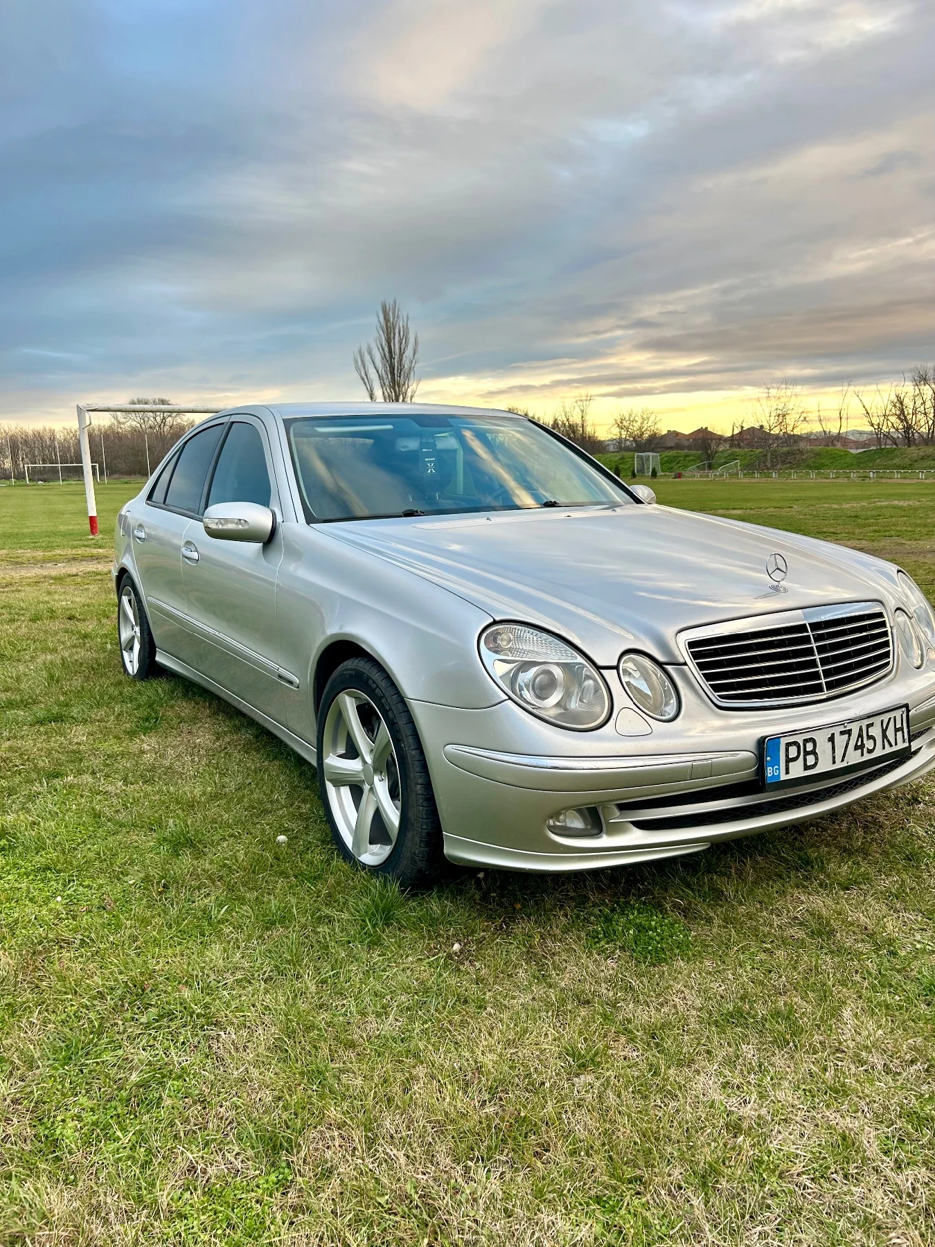 Mercedes-Benz E 220 Е220 CDI avtomat, снимка 6 - Автомобили и джипове - 54743836