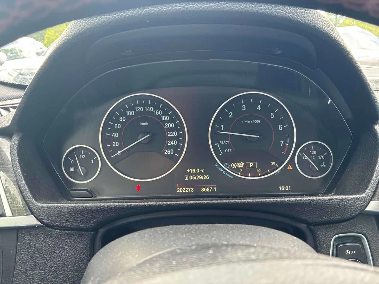 BMW 330 * xDrive * 2 КЛЮЧА * АВТОКРЕДИТ * ПОДГРЕВ, снимка 8 - Автомобили и джипове - 54719808