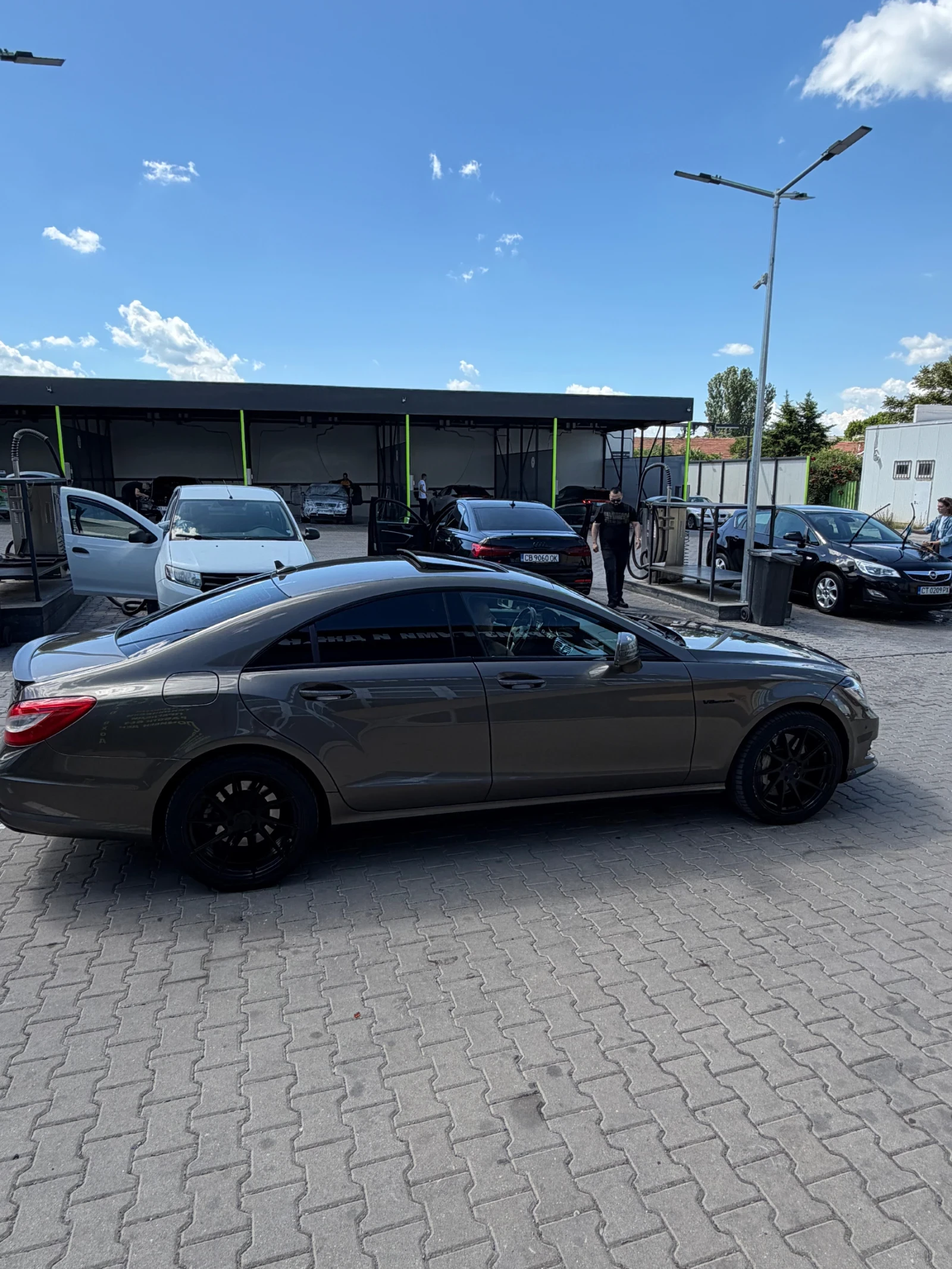 Mercedes-Benz CLS 550, снимка 7 - Автомобили и джипове - 54748030