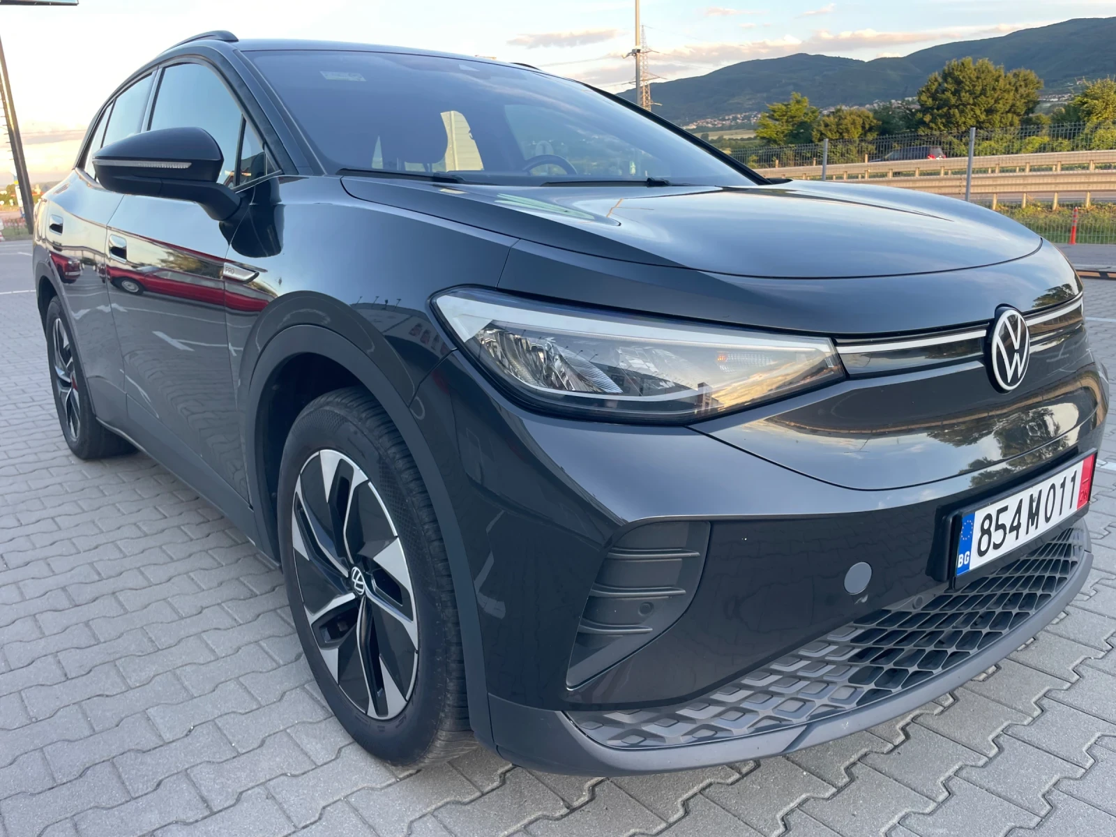 VW ID.4 PRO 150kw 82kwh налична в БГ, снимка 8 - Автомобили и джипове - 54933479