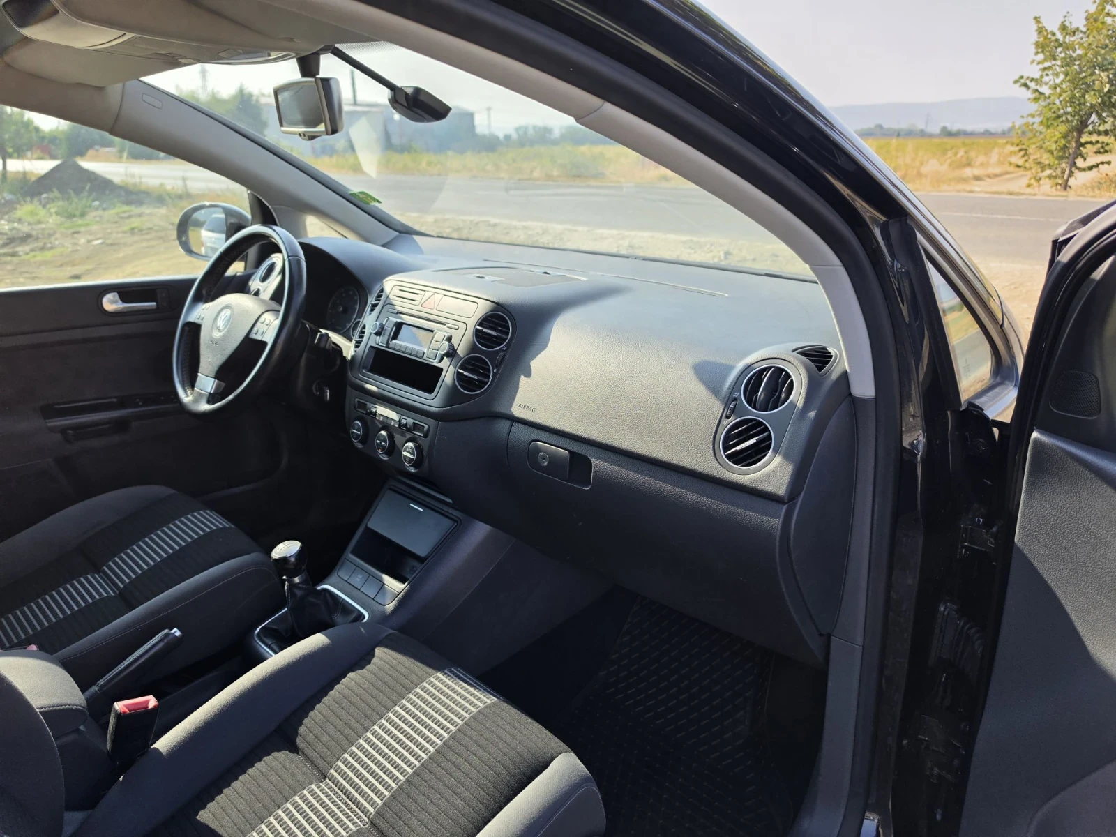 VW Golf Plus, снимка 13 - Автомобили и джипове - 54982499