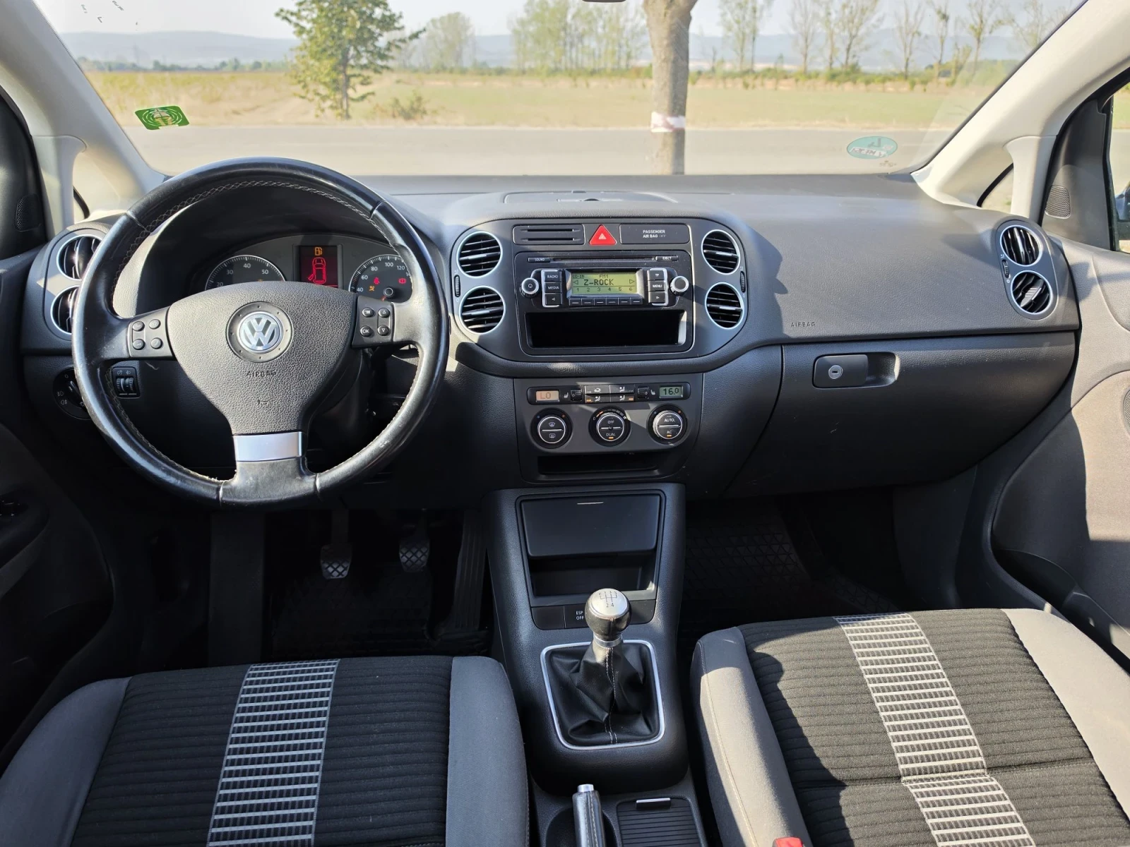 VW Golf Plus, снимка 9 - Автомобили и джипове - 54982499