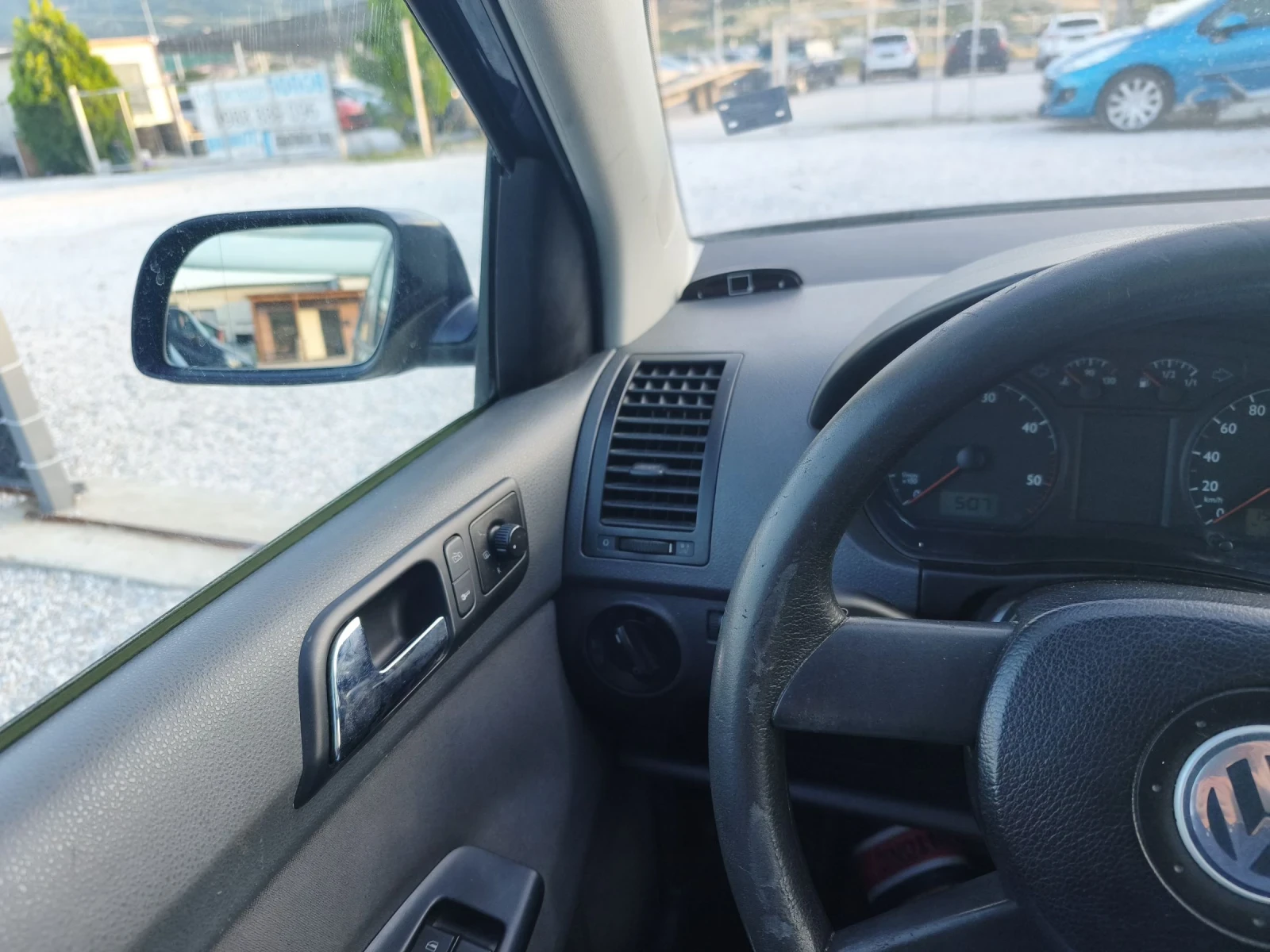 VW Polo 1.4 TDI, снимка 10 - Автомобили и джипове - 55305260