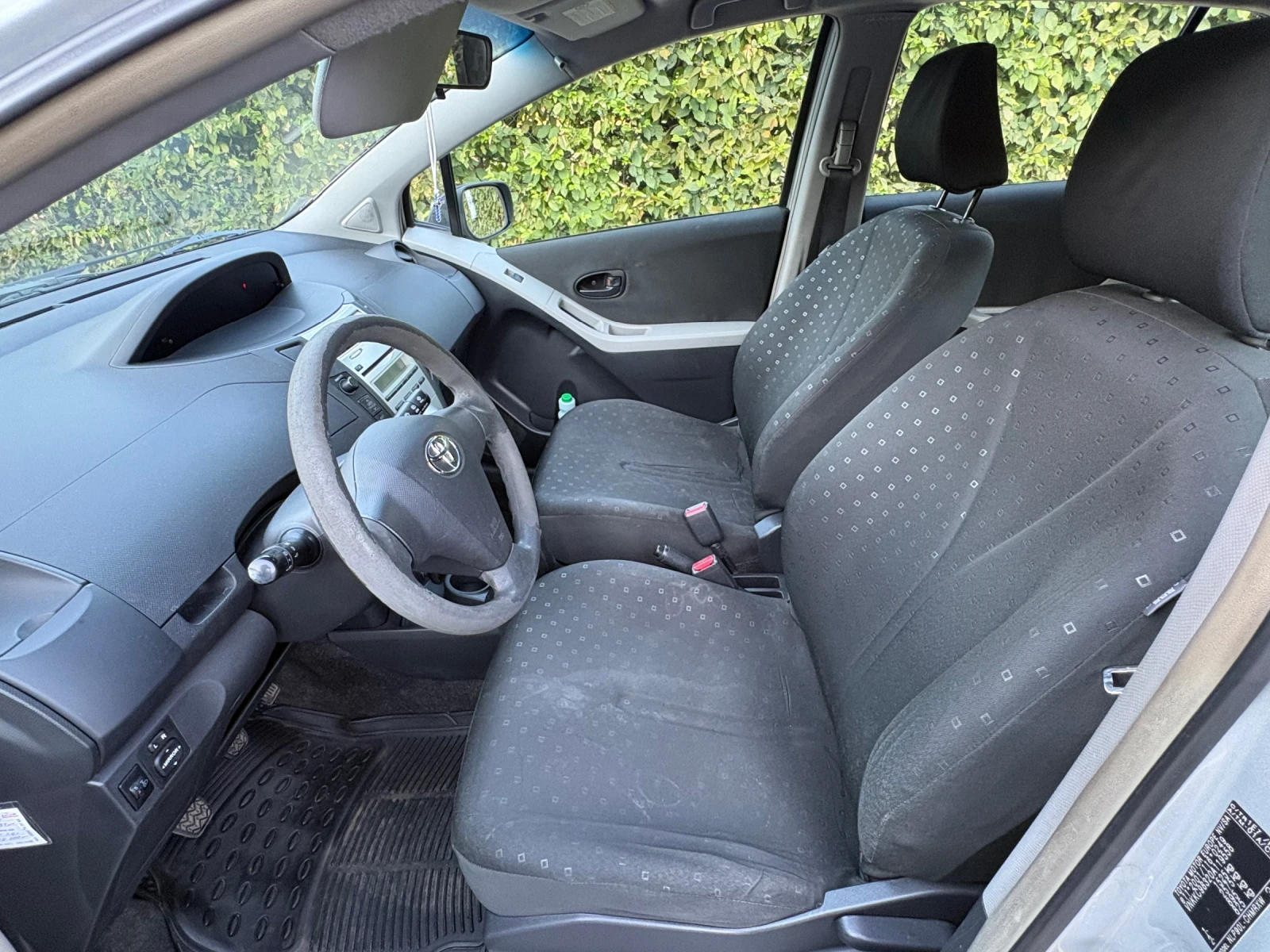 Toyota Yaris, снимка 8 - Автомобили и джипове - 55879612