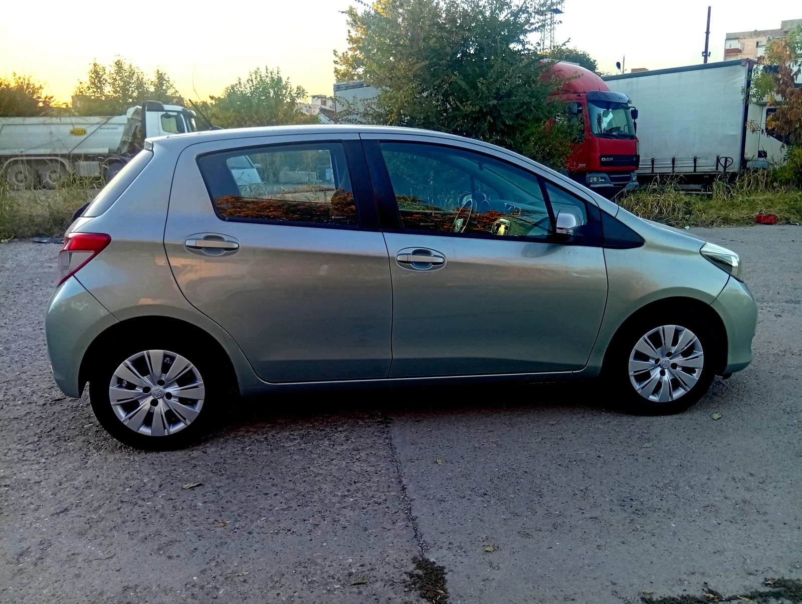 Toyota Yaris 1.3������ ���� | Mobile.bg � ����������� 7