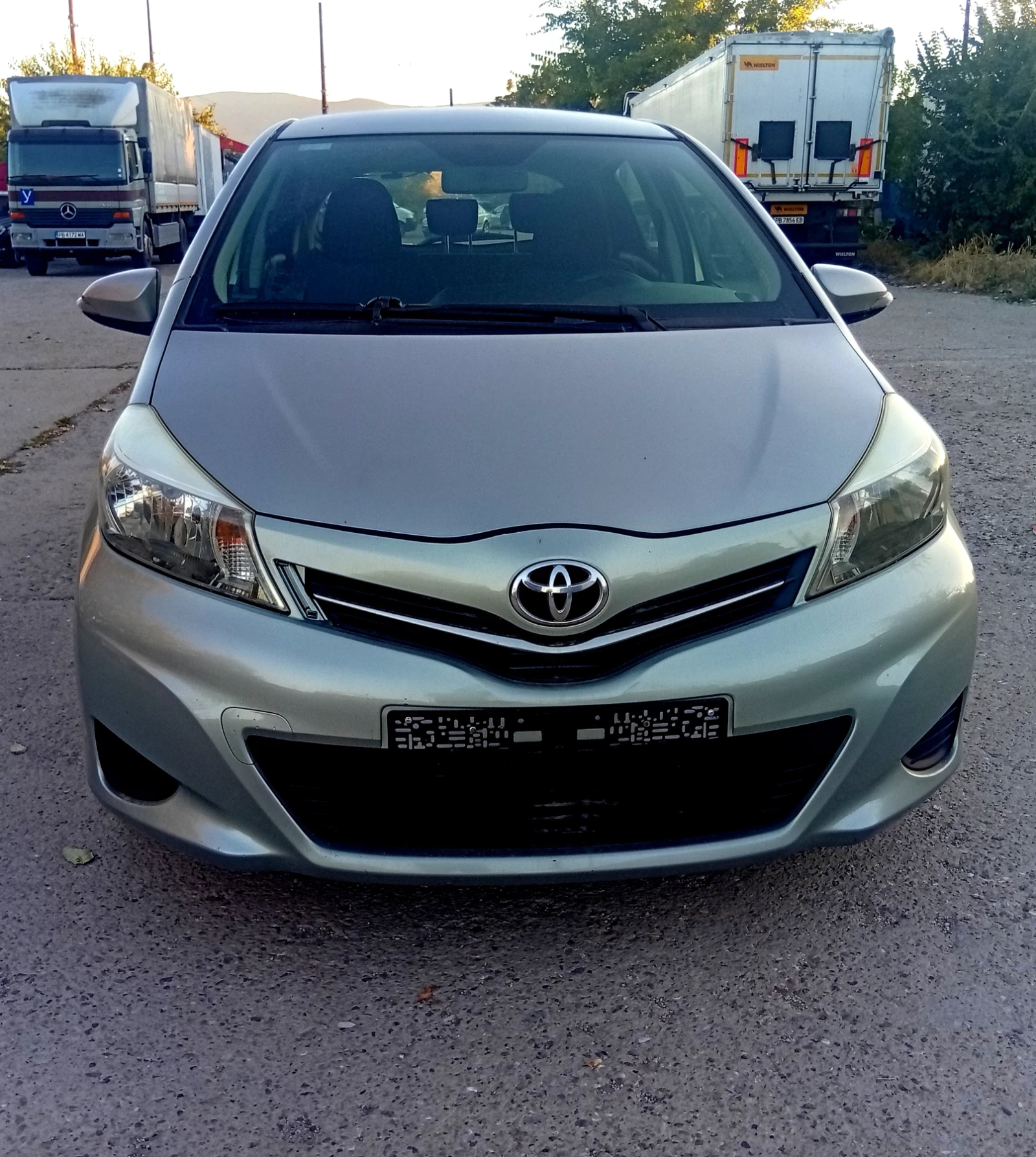 Toyota Yaris 1.3������ ���� | Mobile.bg � ����������� 2
