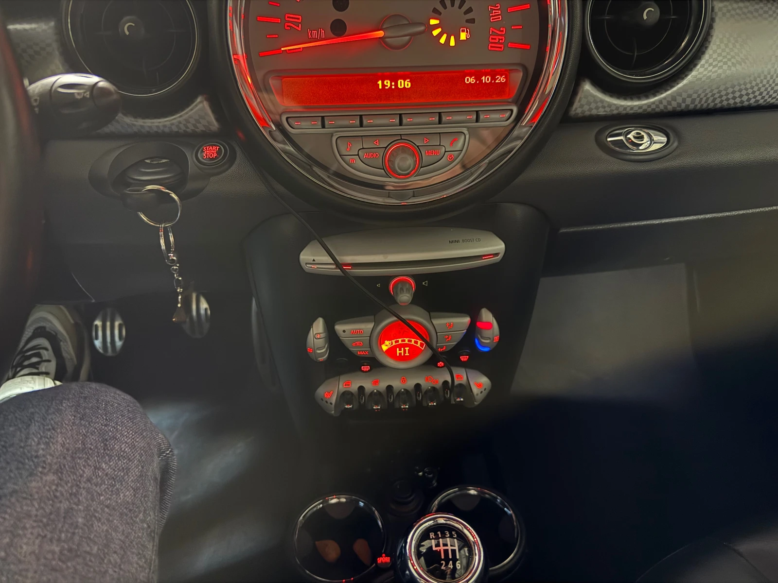 Mini Cooper s cabrio 1.6 Turbo, снимка 11 - Автомобили и джипове - 56363272