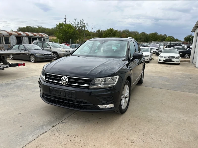 VW Tiguan 2.0tdi * 130000km* Highline* Navi* UNIKAT* , снимка 2 - Автомобили и джипове - 47234647