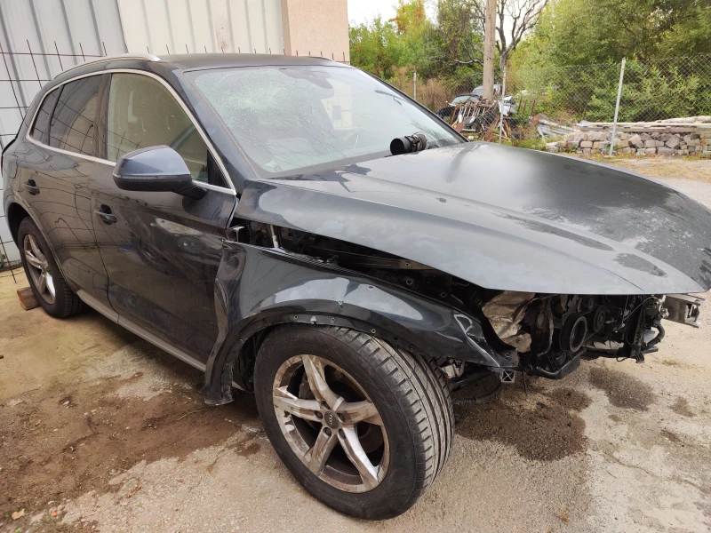 Audi Q5 2.0TDI, снимка 2 - Автомобили и джипове - 47275318