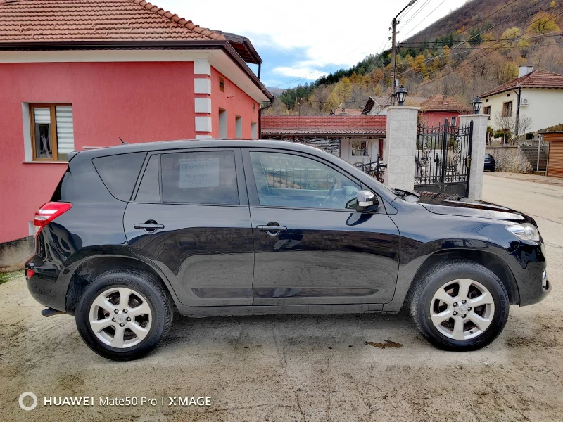 Toyota Rav4 2.2 D-4D ТОП!, снимка 5 - Автомобили и джипове - 48040670