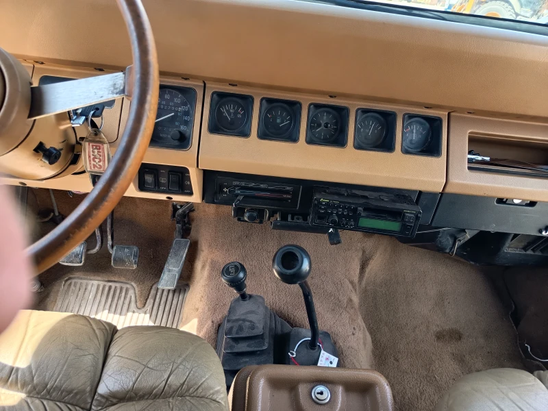 Jeep Wrangler, снимка 13 - Автомобили и джипове - 52524595