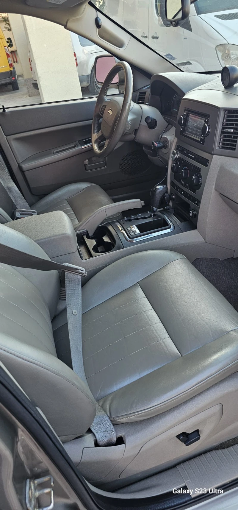 Jeep Grand cherokee 4.7 ГАЗ 4х4 Бартер, снимка 10 - Автомобили и джипове - 51570500