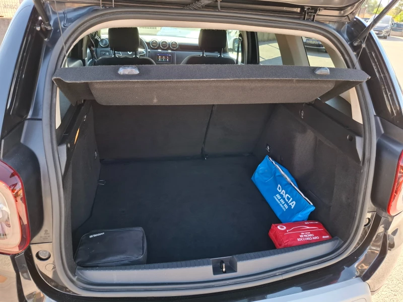 Dacia Duster 1.6 LPG NAVI, снимка 12 - Автомобили и джипове - 51822632