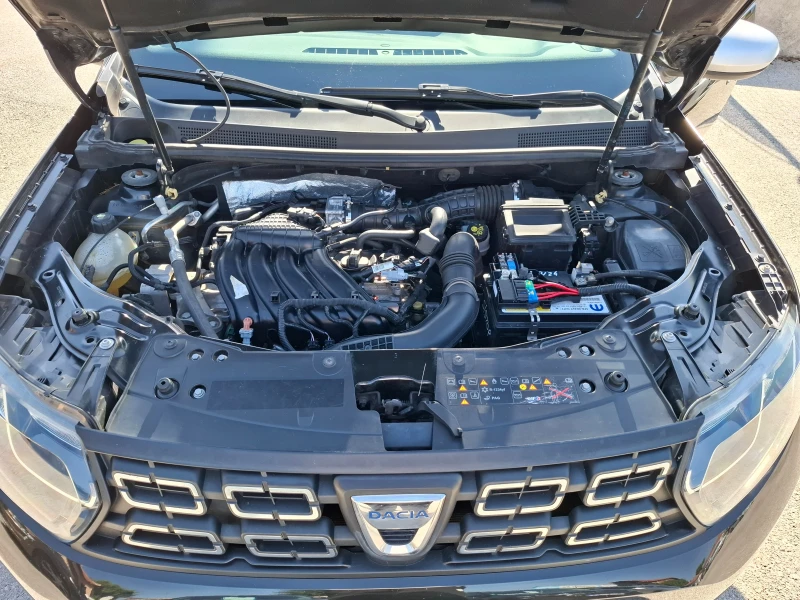 Dacia Duster 1.6 LPG NAVI, снимка 13 - Автомобили и джипове - 51822632