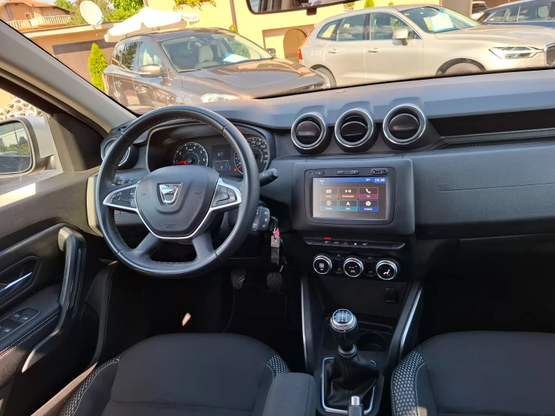 Dacia Duster 1.6 LPG NAVI, снимка 9 - Автомобили и джипове - 51822632