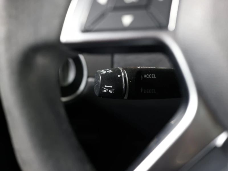 Mercedes-Benz ML 63 AMG * 63 AMG No Accident Harman/Kardon КУПИ СЕГА , снимка 14 - Автомобили и джипове - 52652945