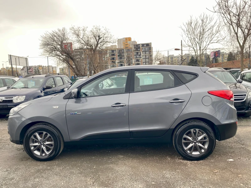 Hyundai IX35, снимка 4 - Автомобили и джипове - 53490399