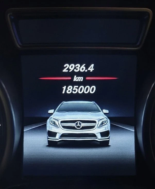Mercedes-Benz GLA 250 AMG 45 FACELIFT 2020 4matic, снимка 15 - Автомобили и джипове - 55777293