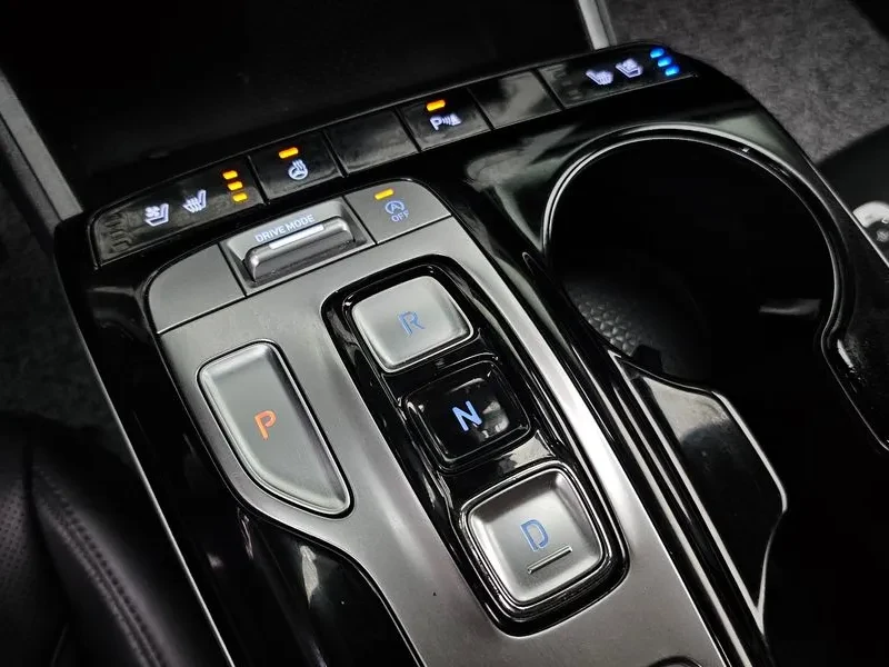 Hyundai Tucson Diesel 2.0 2Wd Premium/ ���������/ � ��� ����� ��. | Mobile.bg � ����������� 9