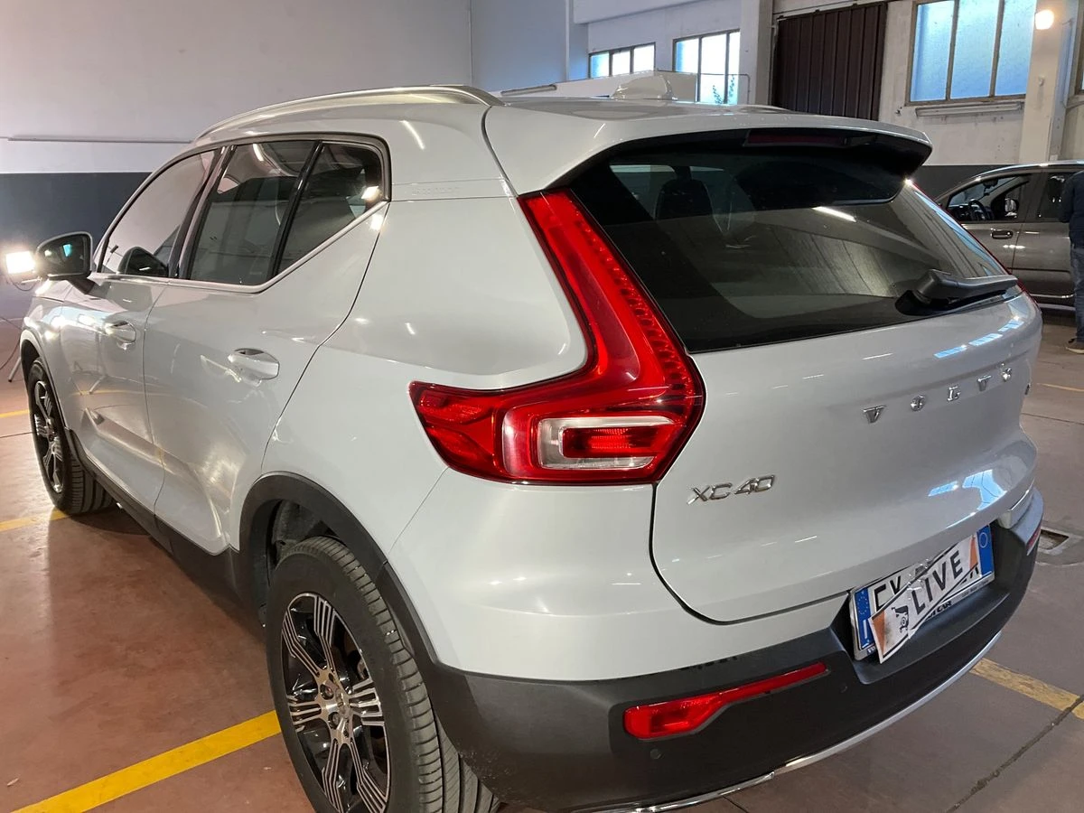 Volvo XC40 Volvo XC40 2.0 D3 Inscription 2WD - изображение 4