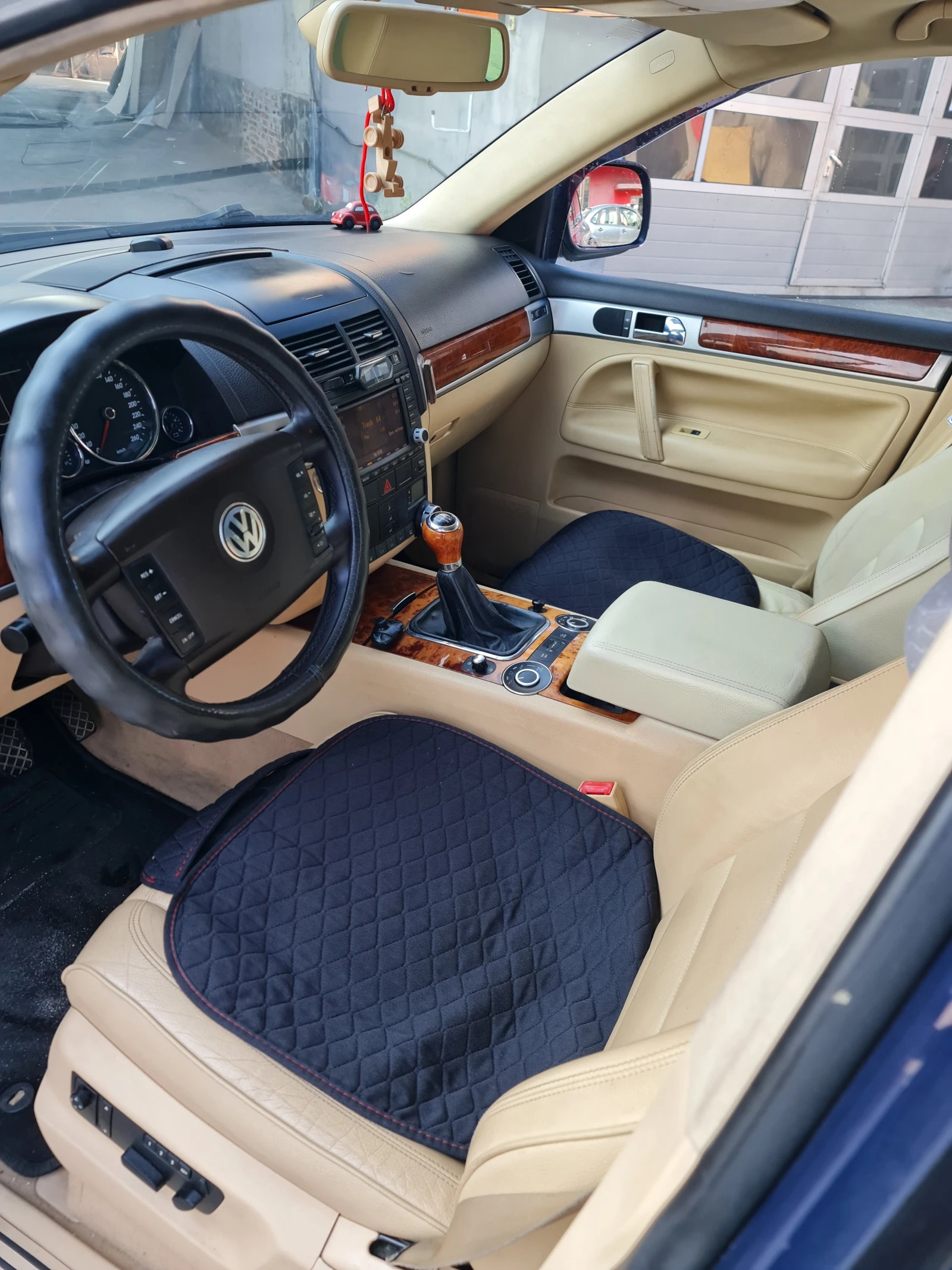 VW Touareg  - изображение 8