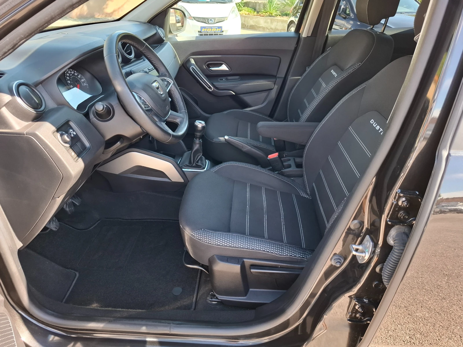 Dacia Duster 1.6 LPG NAVI - изображение 7