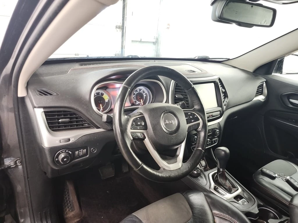 Jeep Cherokee * TRAILHAWK * CARFAX * БЕЗ ПЪРВОНАЧАЛНА ВНОСКА - изображение 9