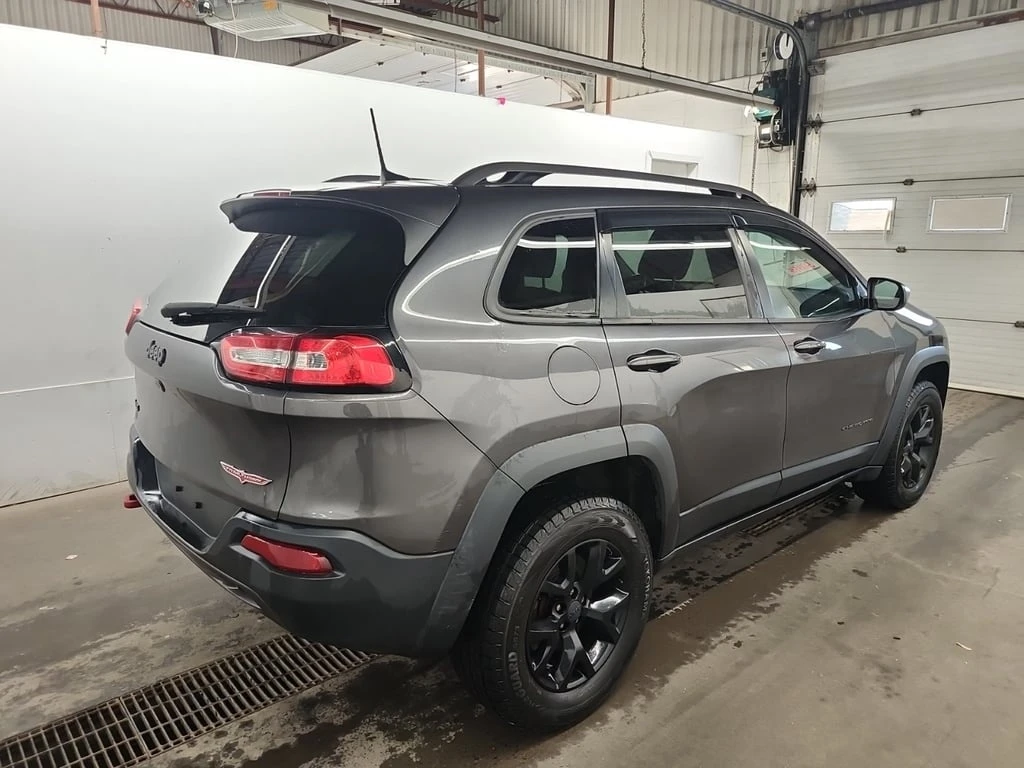 Jeep Cherokee * TRAILHAWK * CARFAX * БЕЗ ПЪРВОНАЧАЛНА ВНОСКА - изображение 3