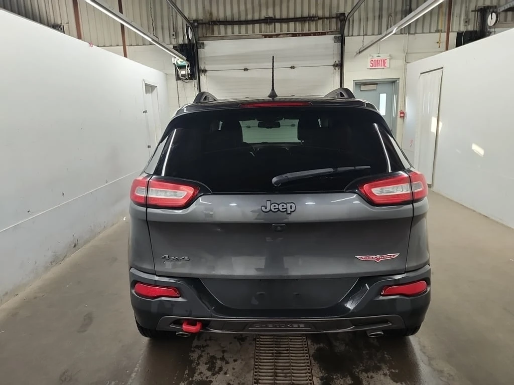 Jeep Cherokee * TRAILHAWK * CARFAX * БЕЗ ПЪРВОНАЧАЛНА ВНОСКА - изображение 6