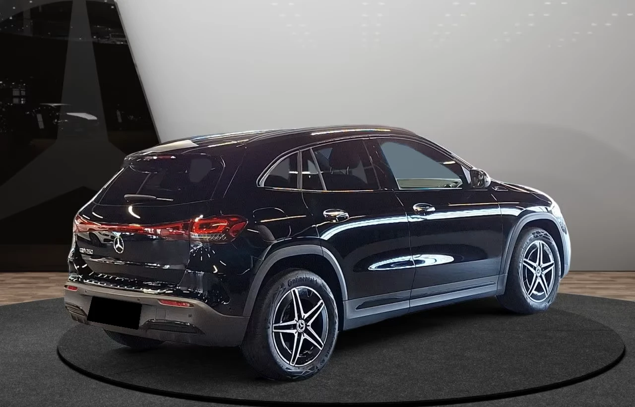 Mercedes-Benz EQA 250* AMG* CAMERA* KEYLESS* LED* CARPLAY* , снимка 4 - Автомобили и джипове - 53957300