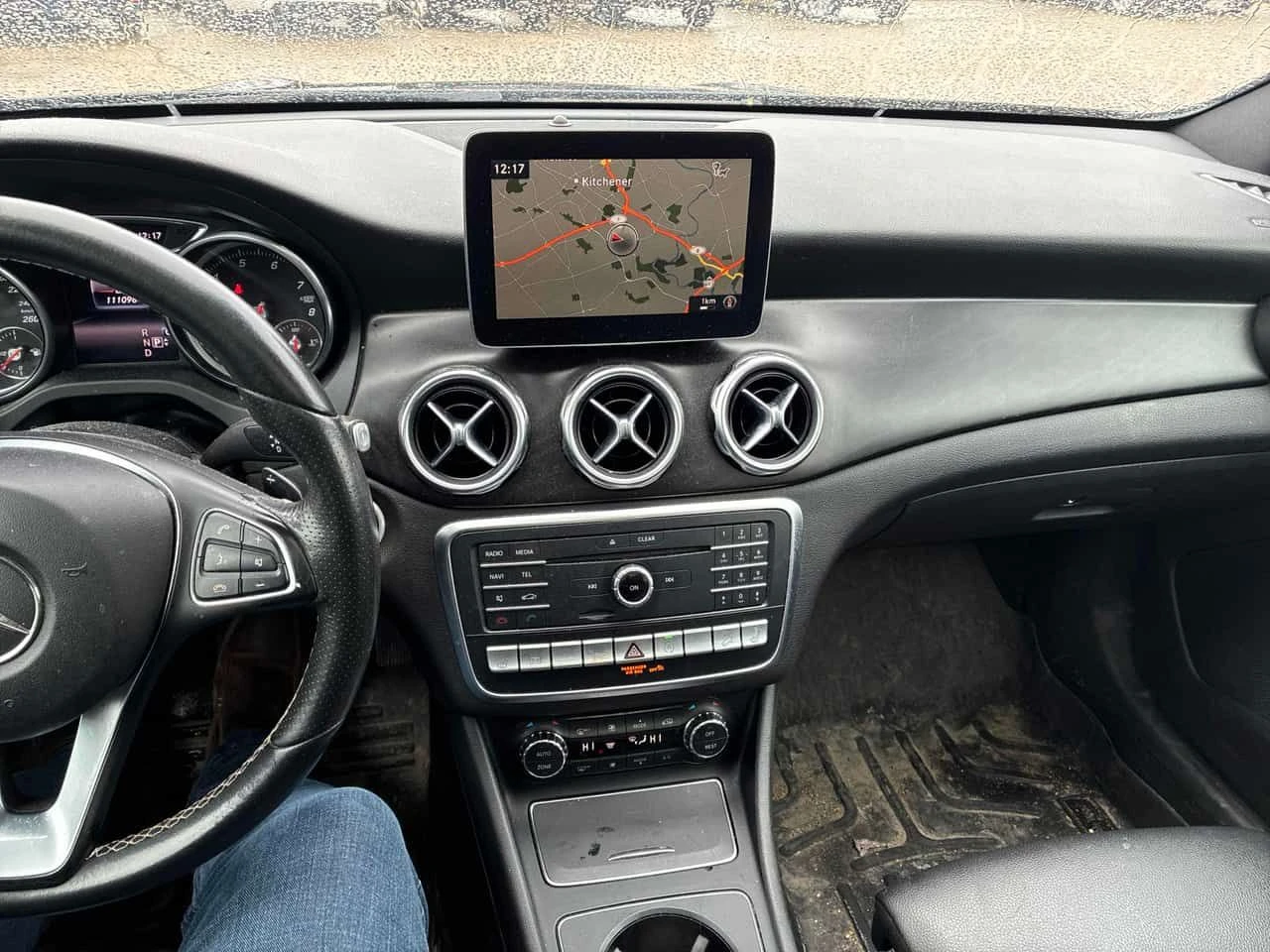 Mercedes-Benz GLA 250 /CARFAX/ПАНОРАМА/ПОДГРЕВИ/ДВА КЛЮЧА, снимка 9 - Автомобили и джипове - 54115275