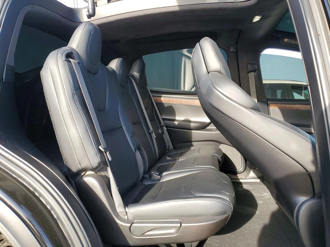 Tesla Model X 75D AWD, снимка 11 - Автомобили и джипове - 54344884