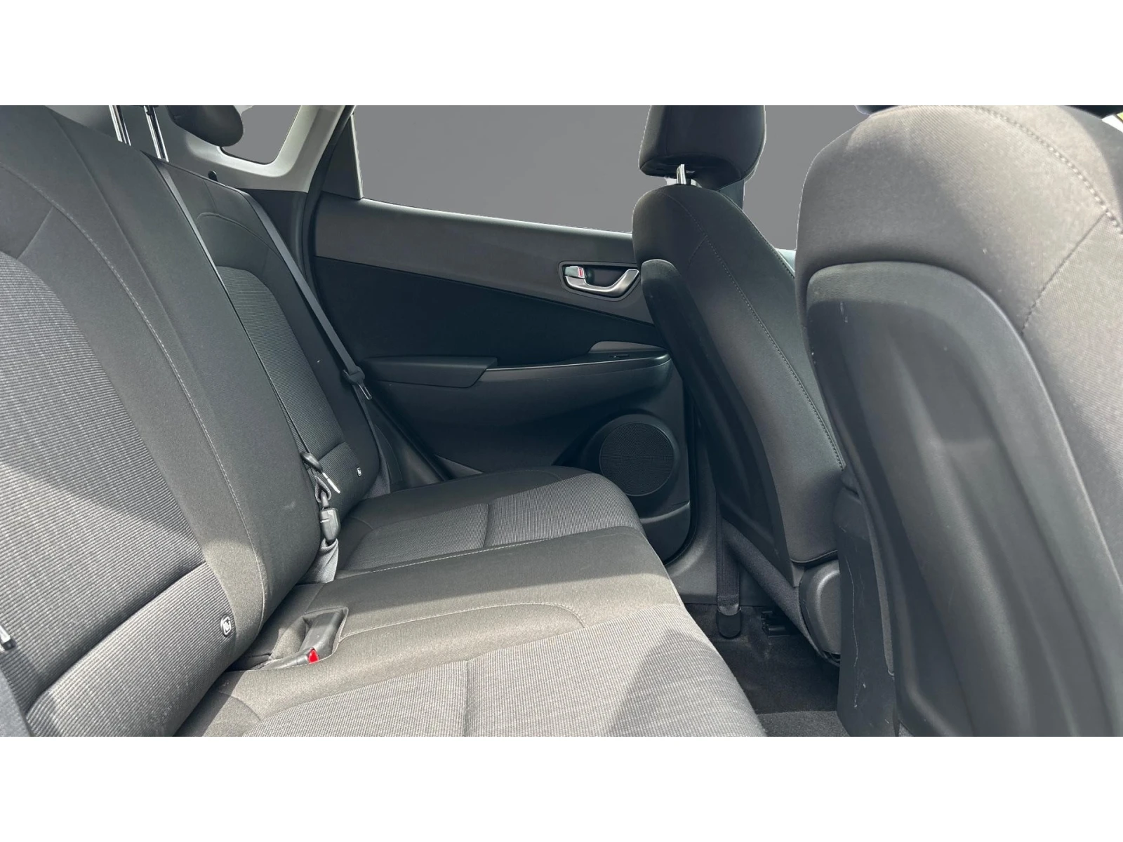 Hyundai Kona 1. 0T-GDI, Месечна вноска от 199  , снимка 7 - Автомобили и джипове - 54456394