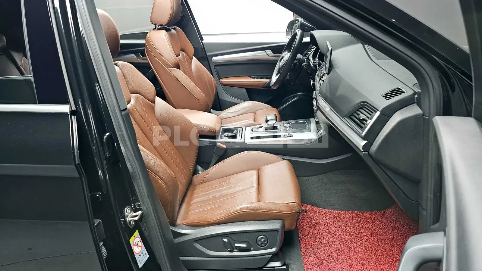 Audi Q5 ПОДГРЕВИ * ПАНО * HEAD-UP * KEYLESS, снимка 10 - Автомобили и джипове - 54566824