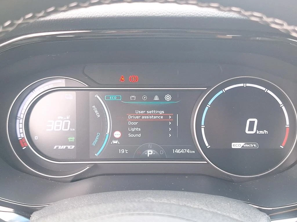 Kia Niro E-NIRO/ 64 kWh/ More/ Очакван !, снимка 10 - Автомобили и джипове - 55081860