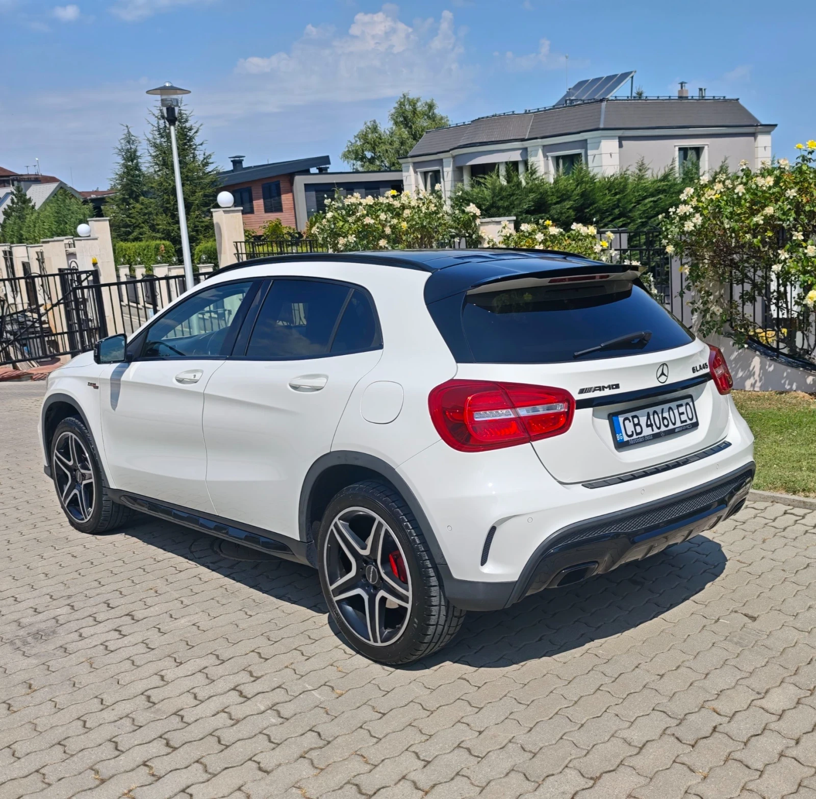 Mercedes-Benz GLA 250 AMG 45 FACELIFT 2020 4matic, снимка 4 - Автомобили и джипове - 55777293