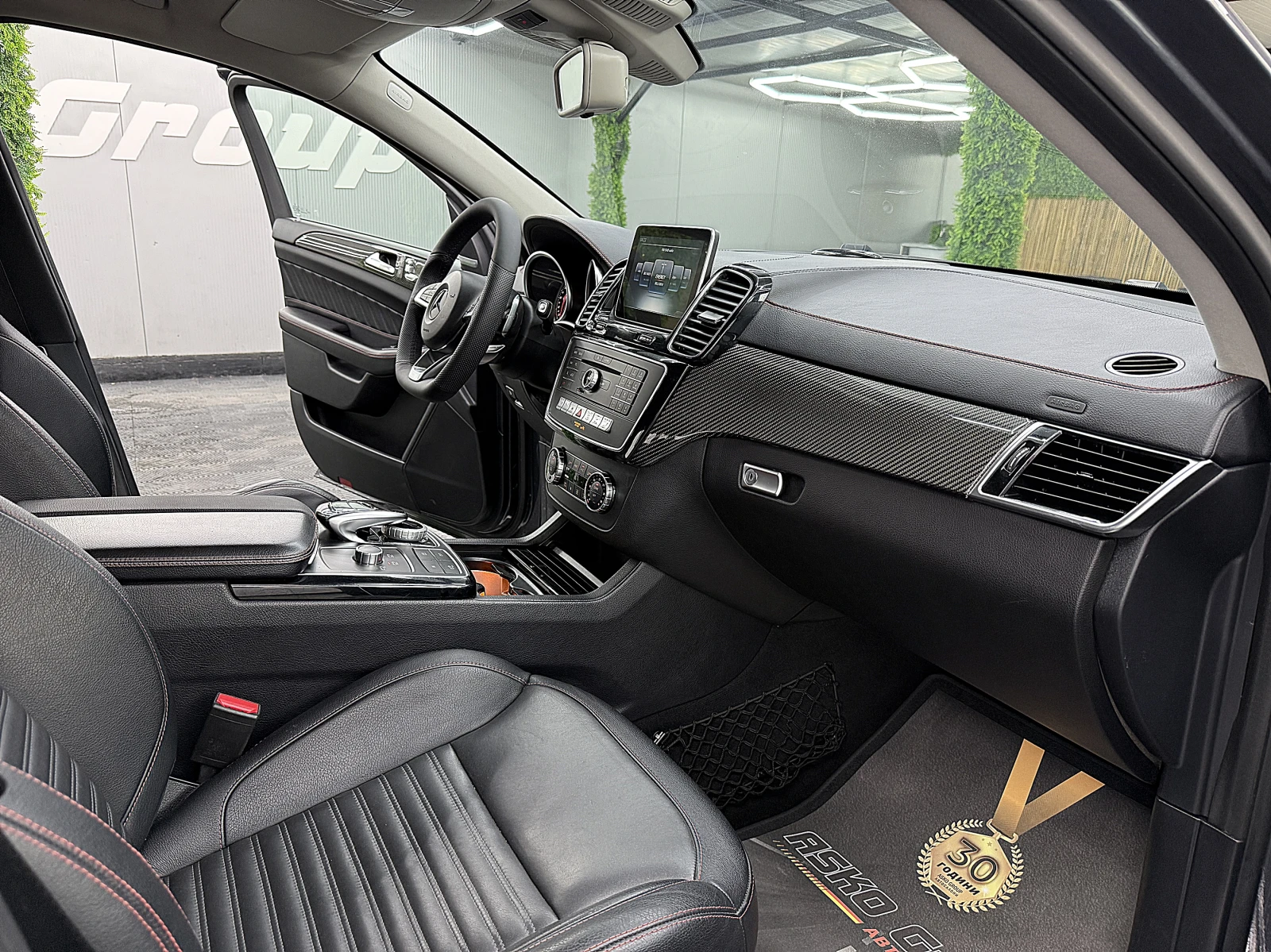Mercedes-Benz GLE 350 KUPE/BRABUS/2xTV/Keyless/СОБСТВЕН ЛИЗИНГ, снимка 10 - Автомобили и джипове - 55836508