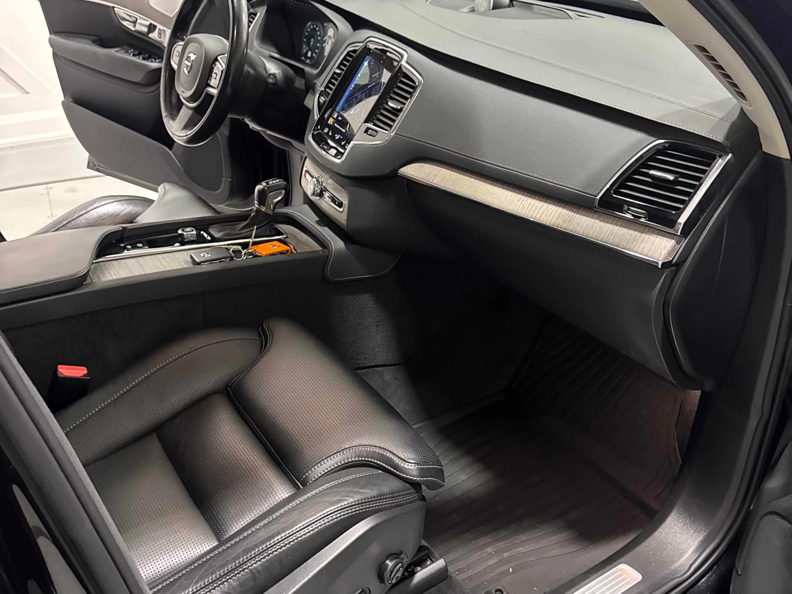 Volvo Xc90 * Inscription * CARFAX * ОПЦИЯ ЗА ФИНАНСИРАНЕ, снимка 12 - Автомобили и джипове - 55983897