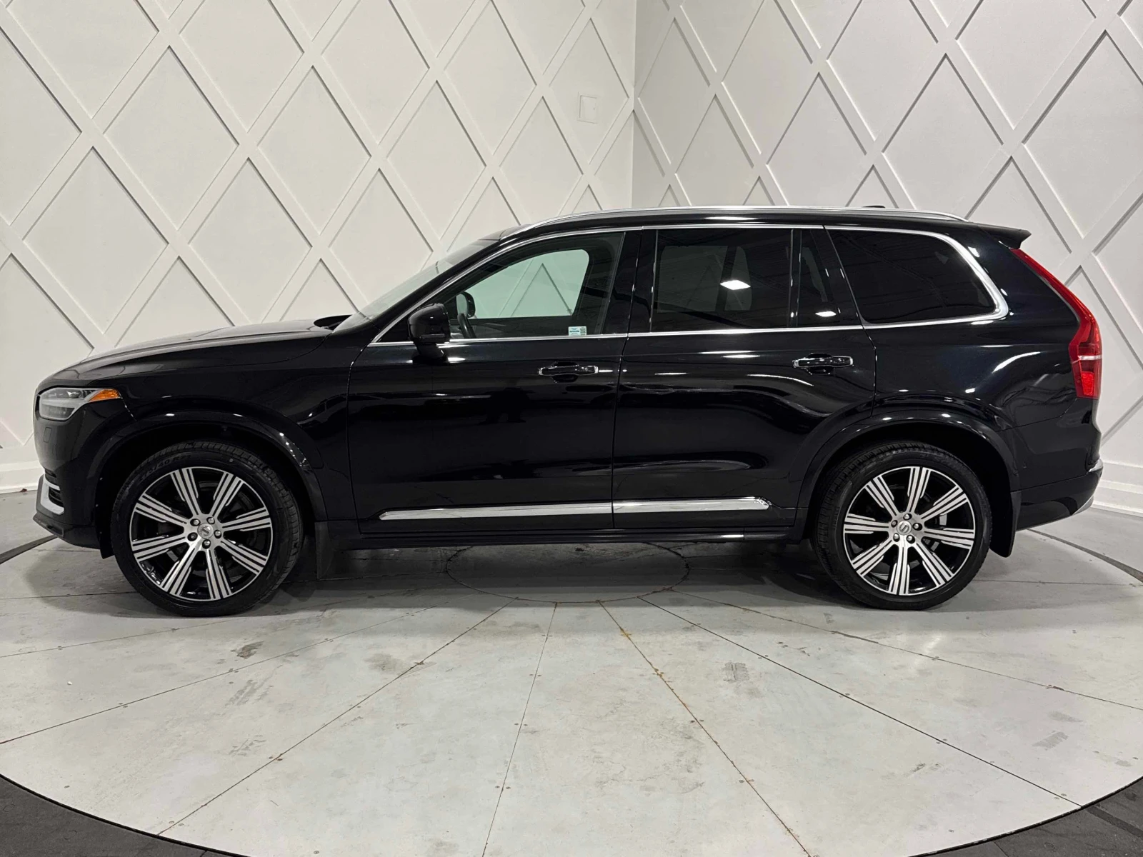 Volvo Xc90 * Inscription * CARFAX * ОПЦИЯ ЗА ФИНАНСИРАНЕ, снимка 2 - Автомобили и джипове - 55983897